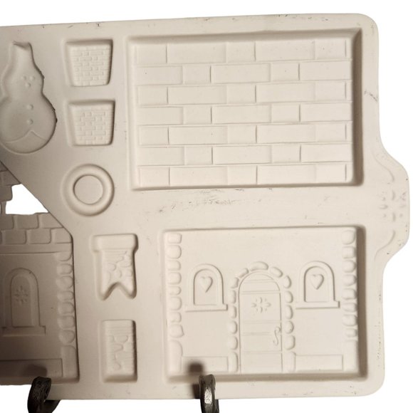 Longaberger Pottery 1995 Gingerbread Country Cottage Baking Mold - Picture 4 of 5